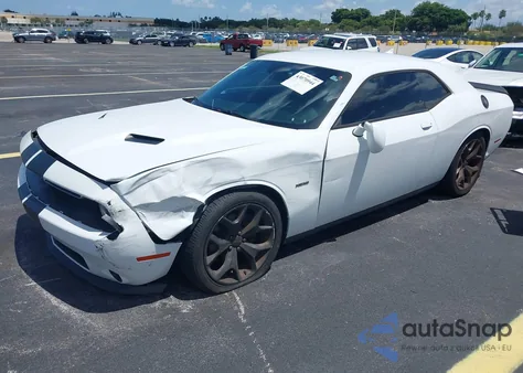 2016 Dodge Challenger R/T Plus z USA, uszkodzony, nr VIN 2C3CDZBT4GH172037